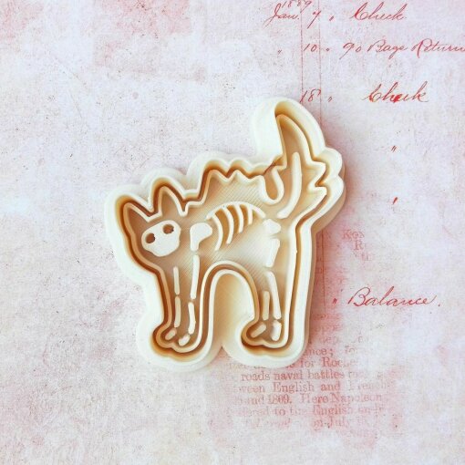 vykrajovátko Kočka kostra